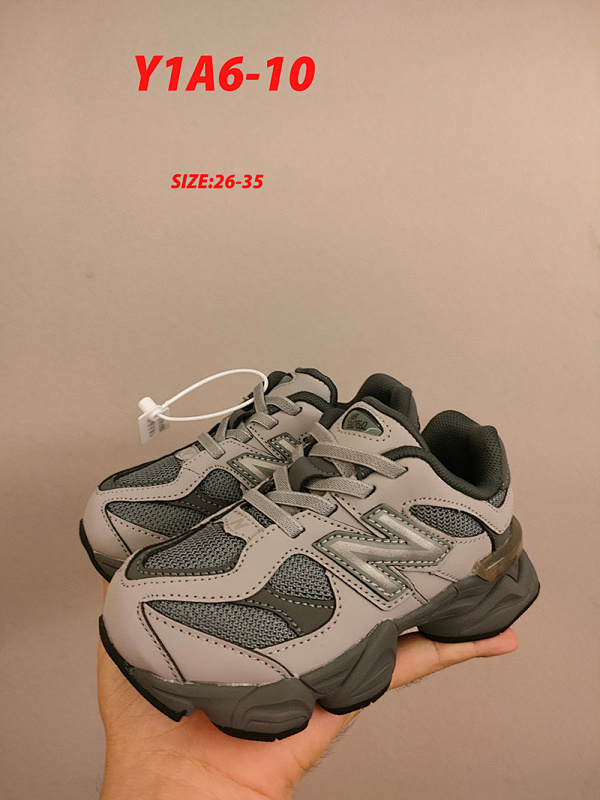 New Balance Kids 4
