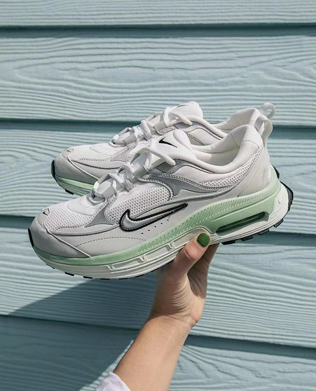 Nike Air Max Bliss 44979 Nike Air Max Bliss 44979