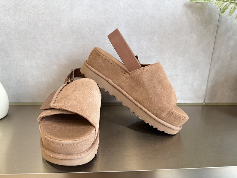 Ugg Sandals 3