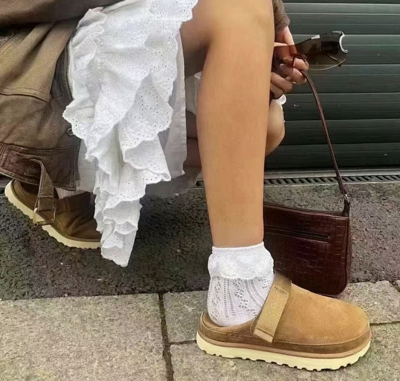 Ugg Goldenstar Clog 5