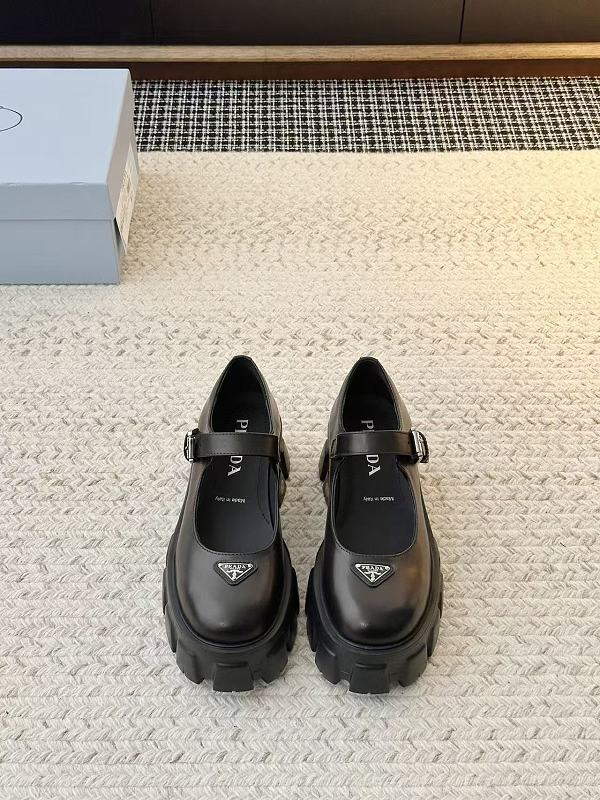 Prada Prada