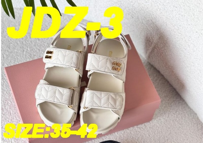 Miumiu Comes With Gift Box 3