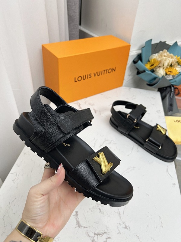 Lv With Box 3